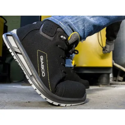 Bocanci de protecție BORNEO S3 SRC ESD / Giasco / Pantofi de protecție, outdoor și de lucru