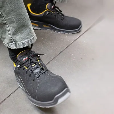Pantofi de protecție SPORT EVO S3L FO SR ESD / Giasco / Pantofi de protecție, outdoor și de lucru