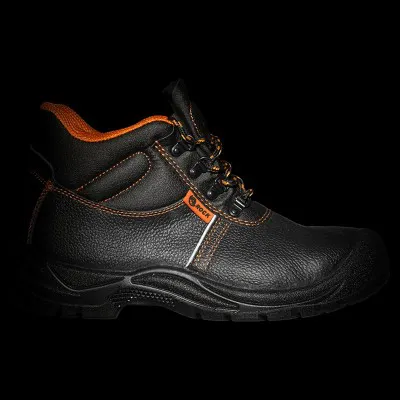 Bocanci de protecţie WALKER-AB-O S1P SRC / Rock Safety / Bocanci de protecție și ghete de lucru