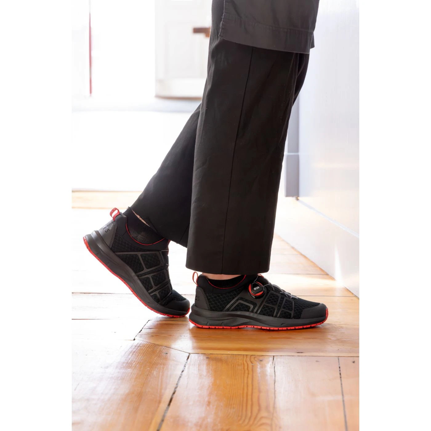 Pantofi sport de lucru SPOC 5262 O1 SR FO A SC E / Jalas / Încălțăminte sport de protecție, casual și timp liber