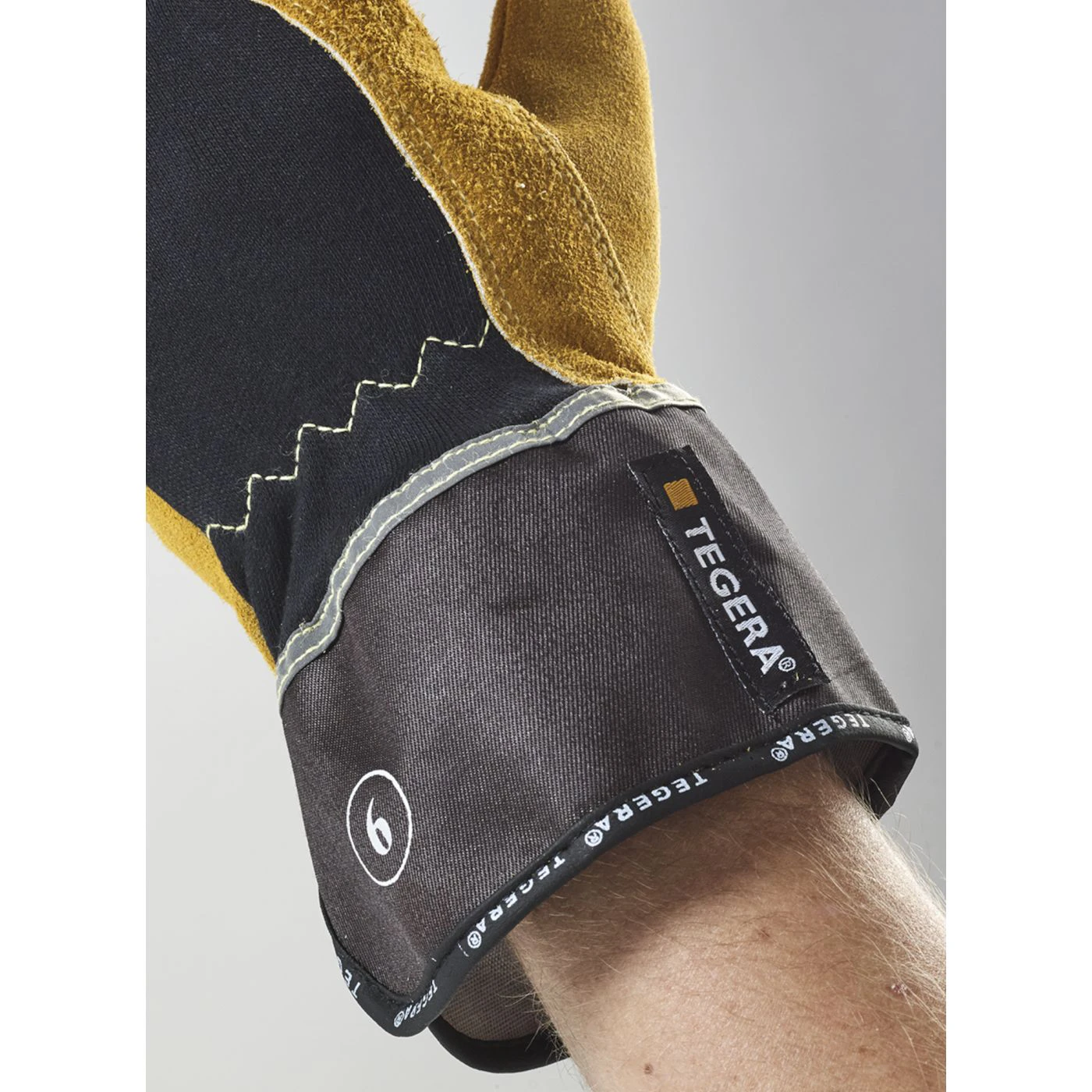 Mănuși rezistente la tăiere TEGERA 139 / Tegera / Mănuși de protecție antităiere, antiînțepare