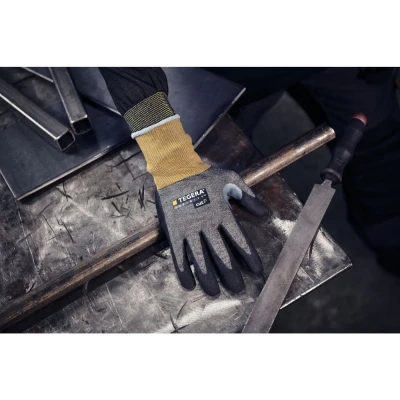 Mănuși rezistente la tăiere TEGERA INFINITY 8815 / Tegera / Mănuși de protecție antităiere, antiînțepare