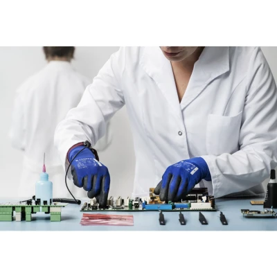 Mănuși ESD pentru lucrări de precizie TEGERA 877 / Tegera / Mănuși pentru lucrări de precizie