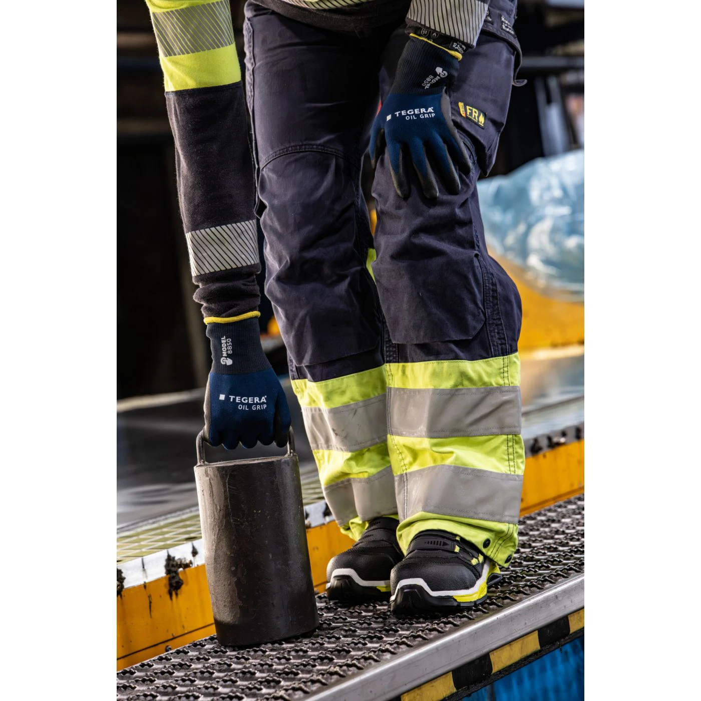 Mănuși de protecție la căldură TEGERA OIL GRIP 8850 / Tegera / Mănuși de protecție la căldură