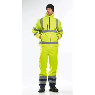 S424 - Jachetă HiVis Classic Soft Shell (3L) / Portwest / Jachete și geci