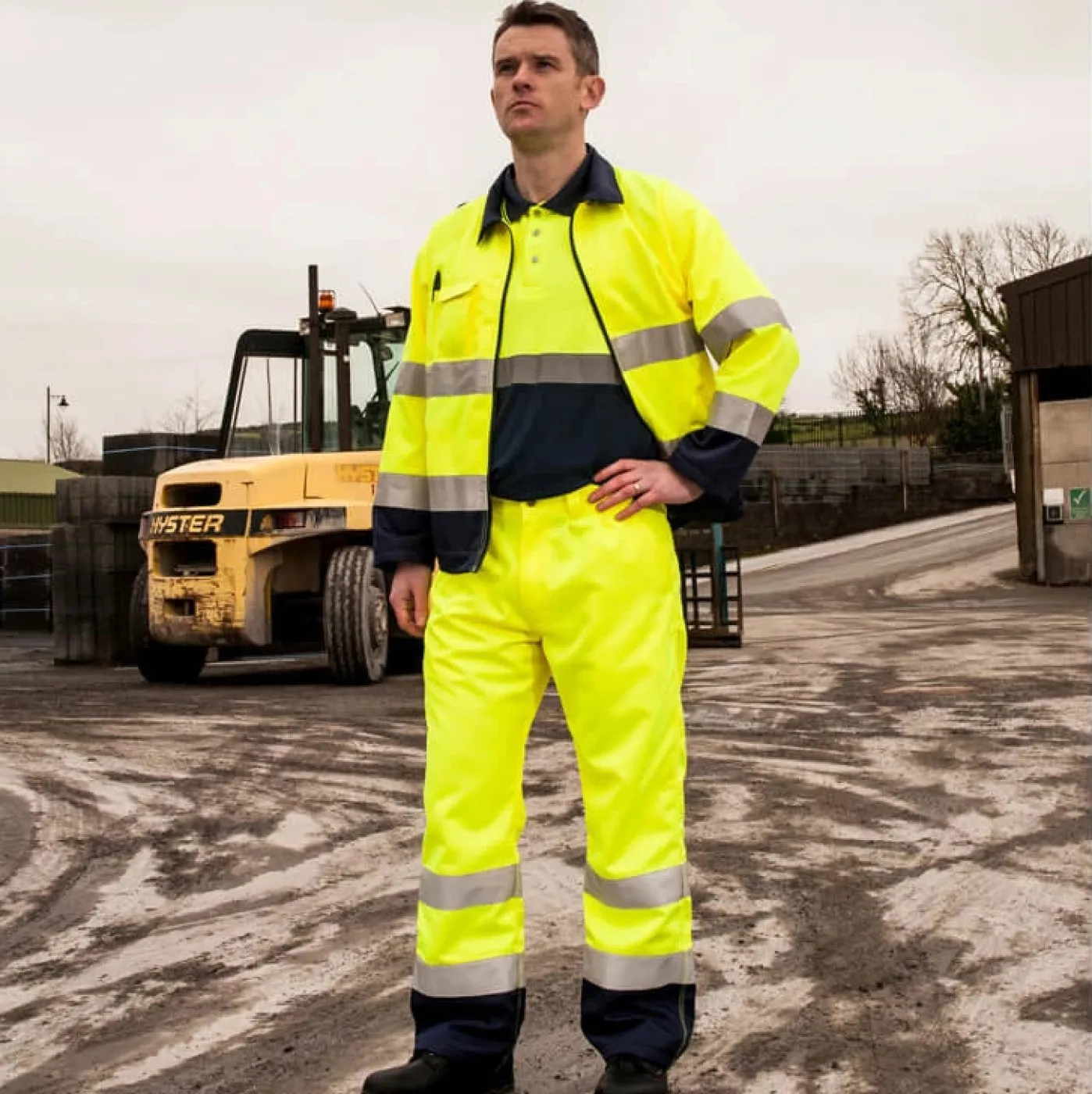 TX71 - Pantaloni Seville HiVis / Portwest / Pantaloni, salopete, colanți