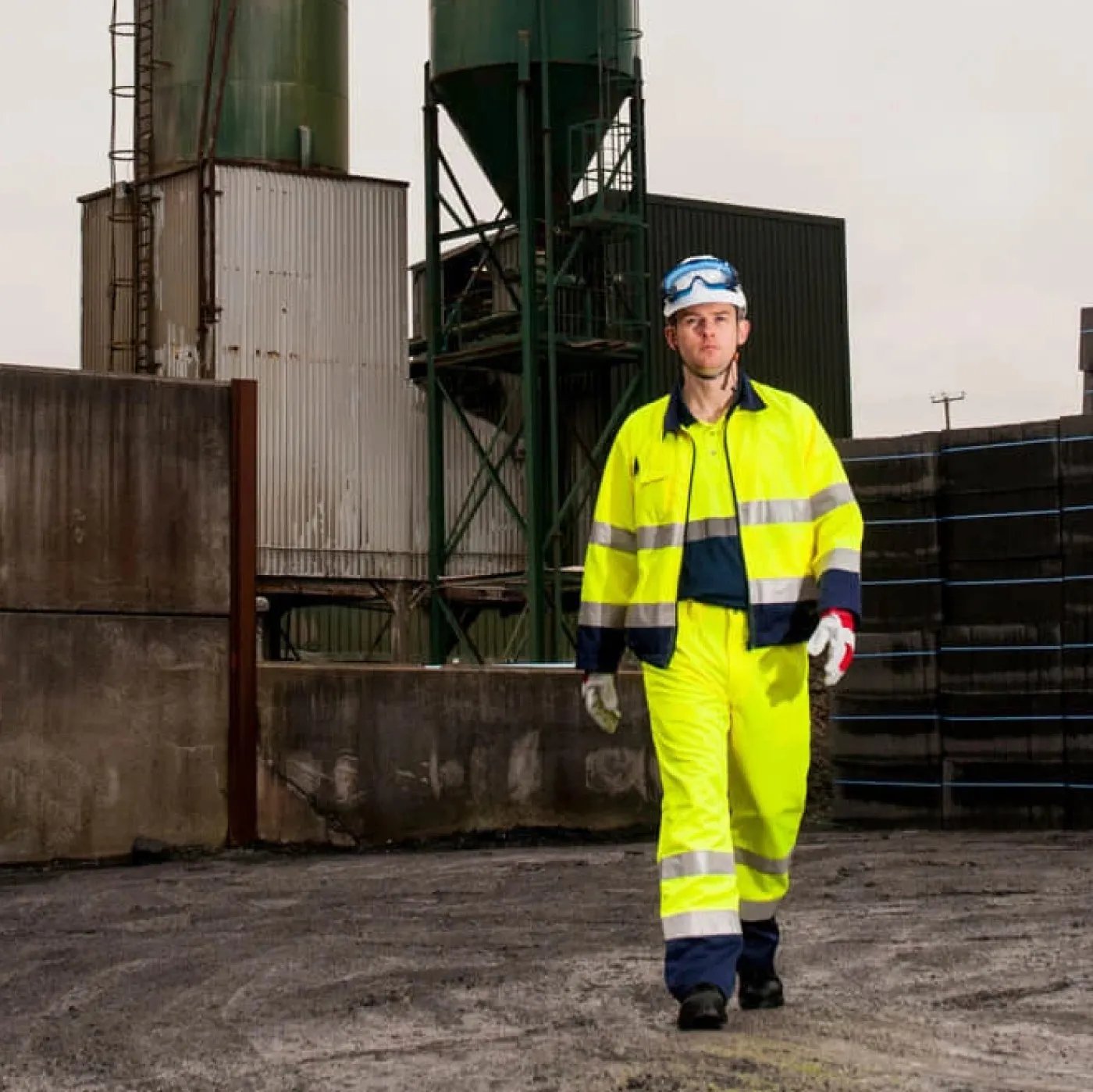 TX71 - Pantaloni Seville HiVis / Portwest / Pantaloni, salopete, colanți