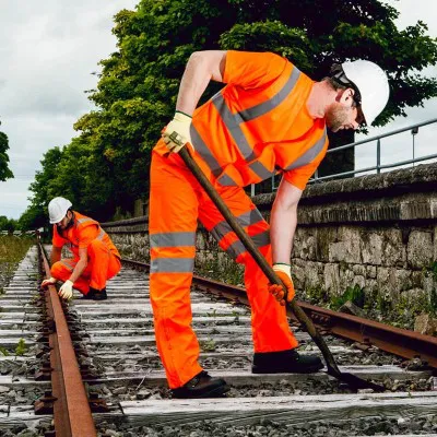 C470 - Vestă HiVis Two Band & Brace / Portwest / Veste de lucru și de semnalizare