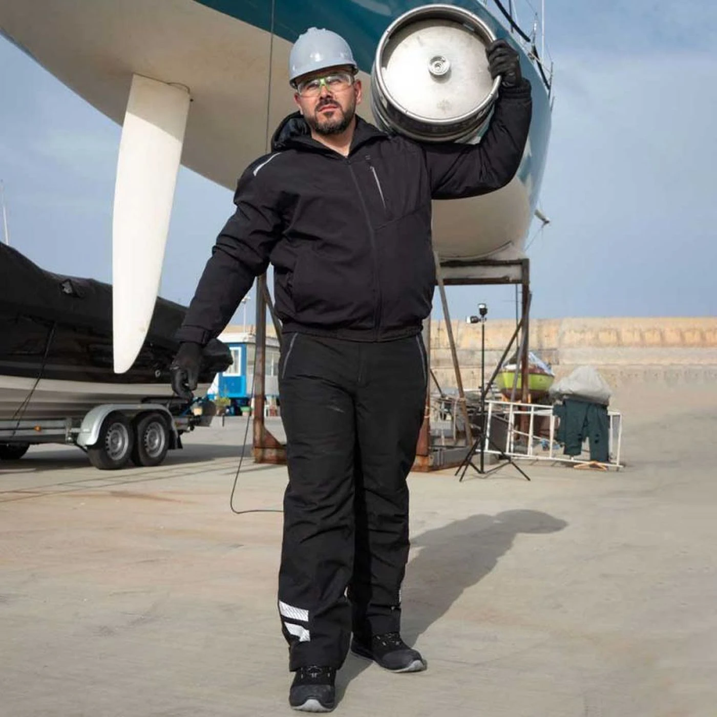 Salopetă de lucru REVOLT SOFTSHELL WINTER NEGRU / Stenso / Pantaloni, salopete, colanți