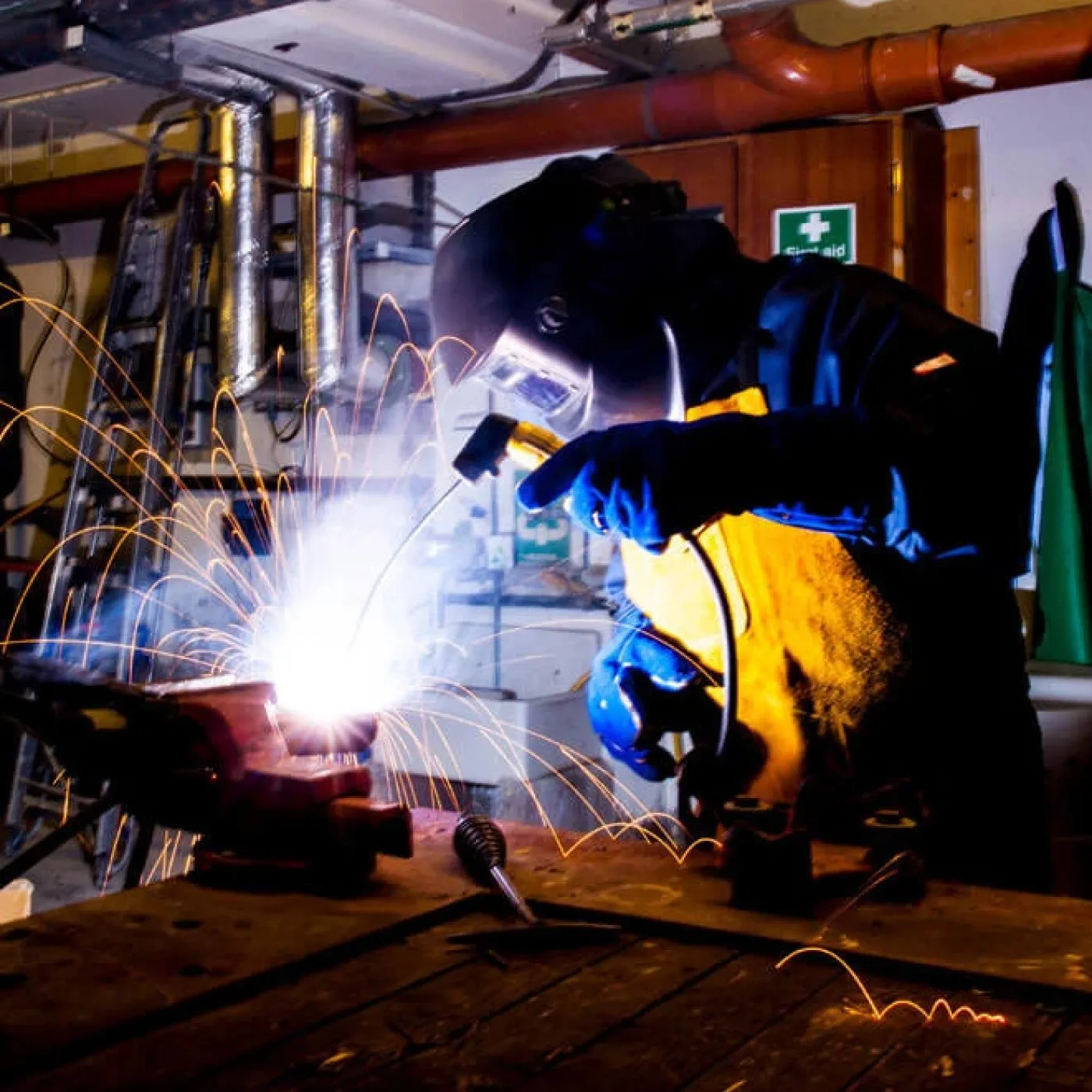 BIZ1 - Combinezon Bizweld Ignifug / Portwest / Îmbrăcăminte antistatică și ignifugă