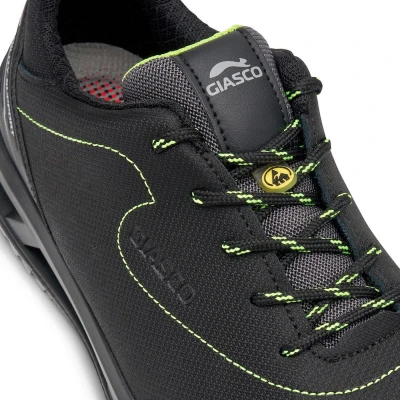 Pantofi de protecție FIJI S3L FO SR ESD / Giasco / Pantofi de protecție, outdoor și de lucru