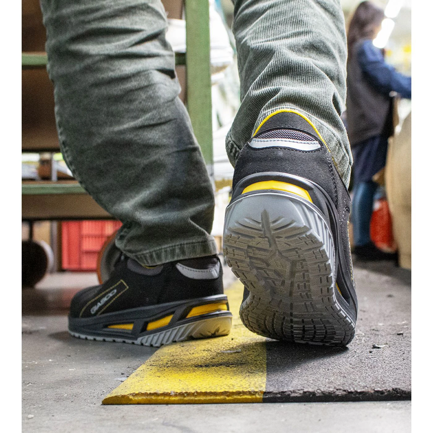 Pantofi de protecție joși SPORT EVO S3L FO SR ESD / Giasco / Pantofi de protecție, outdoor și de lucru