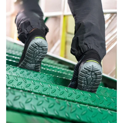 Pantofi de protecție CHEETAH S1P SRC ESD / Giasco / Pantofi de protecție, outdoor și de lucru