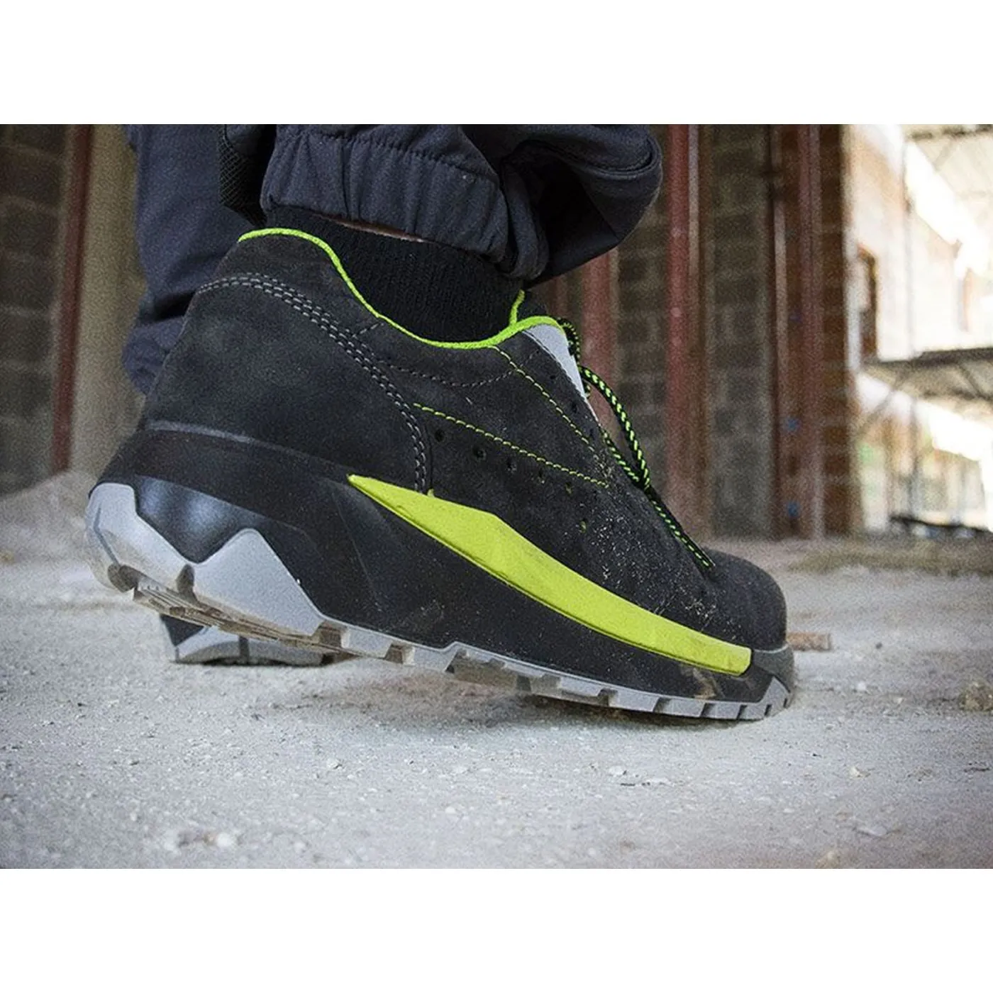 Pantofi de protecție SINAI S1P SRC / Giasco / Pantofi de protecție, outdoor și de lucru