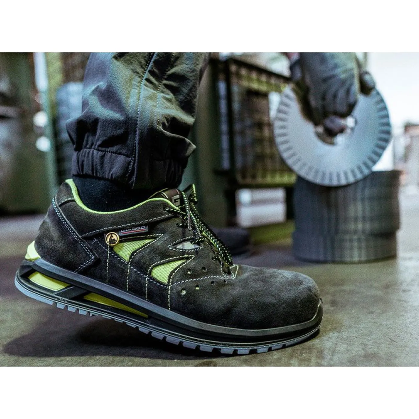 Pantofi de protecție PANAREA S1P SRC ESD / Giasco / Pantofi de protecție, outdoor și de lucru