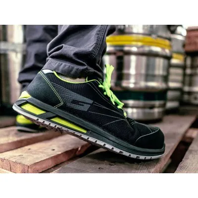 Pantofi de protecție ARUBA S3 SRC ESD / Giasco / Pantofi de protecție, outdoor și de lucru