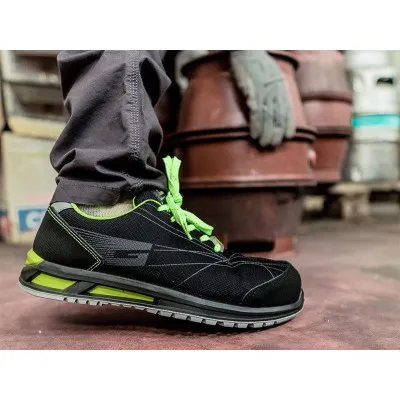 Pantofi de protecție ARUBA S3 SRC ESD / Giasco / Pantofi de protecție, outdoor și de lucru